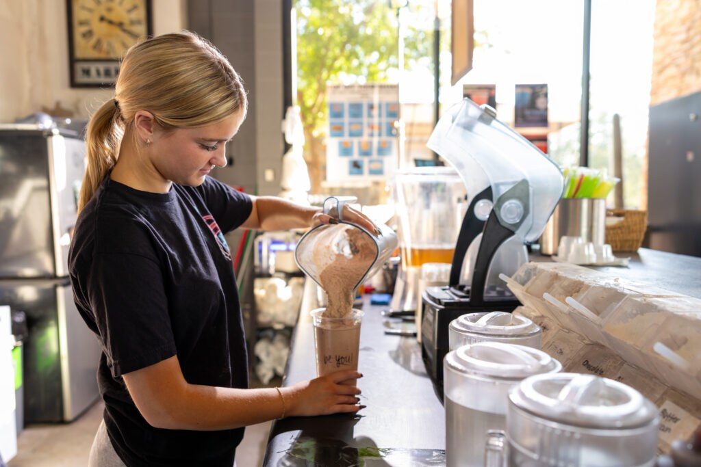 HB Protein Smoothies is adding Texas to its franchise map through a six-unit Houston agreement.